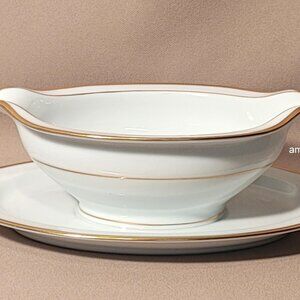 Noritake Guilford 5291 Gravy Sauce Boat with Attached Stand EXCELLENT!